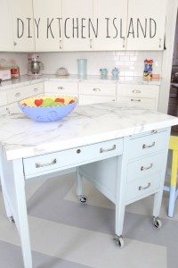 kitchen island, kitchen island projects, DIY kitchen islands, popular pin, DIY home decor, kitchen decor, decorating in the kitchen, kitchen organization. 