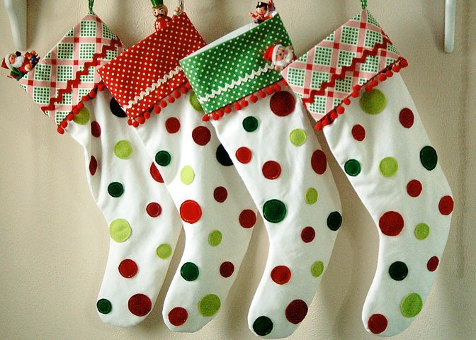 DIY Christmas Stocking Patterns and Ideas • Picky Stitch