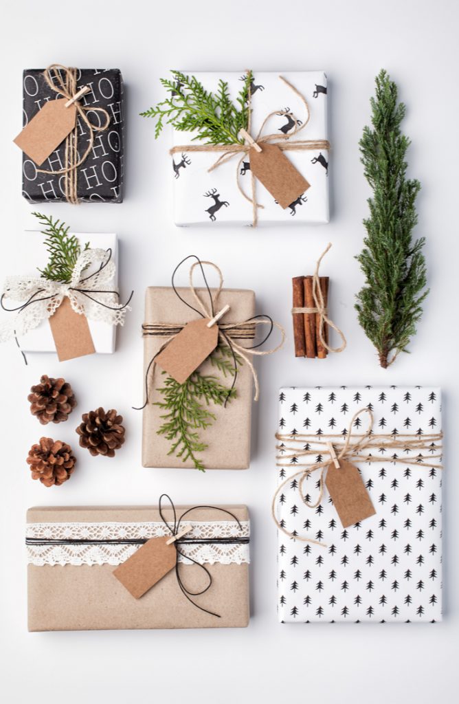 25 Homemade Christmas Gift Ideas • Picky Stitch