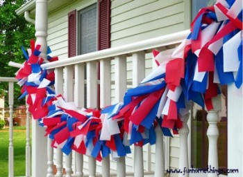 Top 25 4th of July Porch Decor Ideas25