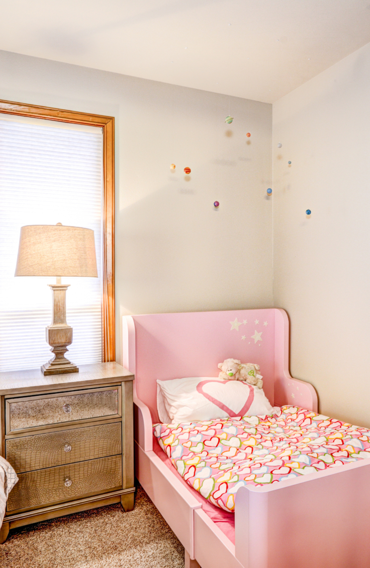25 Incredible "Shared Bedroom" Ideas for your Kids • Picky Stitch