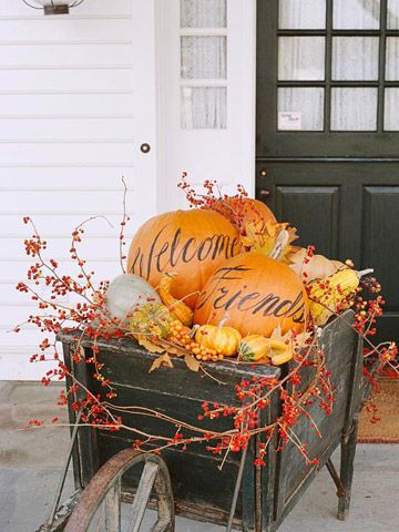 19-ways-to-make-your-neighbors-jealous-of-your-fall-porch18