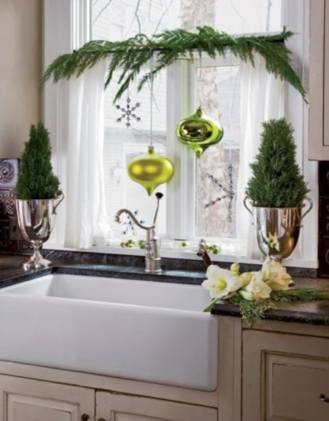 14-ways-to-decorate-your-kitchen-for-christmas7