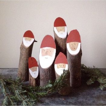 Christmas, cheap christmas decor, inexpensive DIY christmas decorations, popular pin, cheap christmas decor, frugal christmas decor.