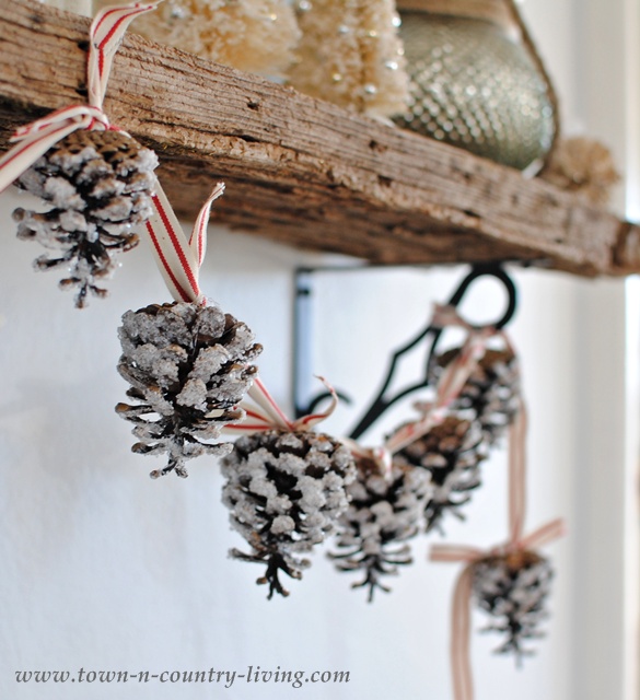 15-ways-to-decorate-for-christmas-on-a-budget9