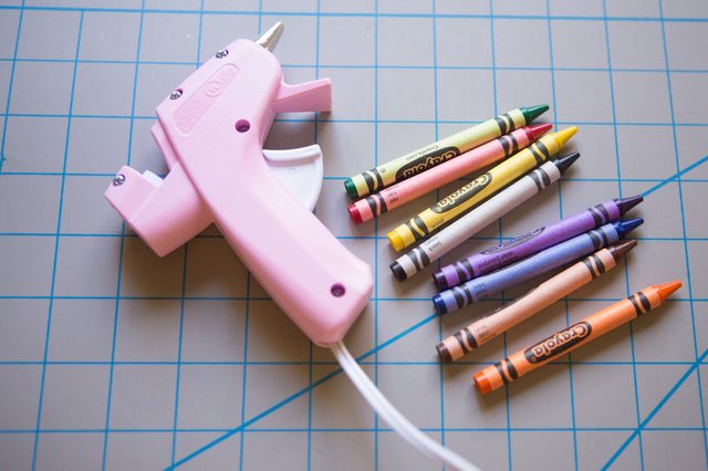 Glue Gun, Glue Gun Tips and Tricks, Things to Do With Glue Guns, Glue Gun Crafts, Glue Gun Hacks, Crafts, Crafting Tips and Tricks, Easy Craft Projects, Popular Pin.