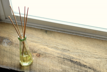 Make Your Own Essential Oil Diffuser!3