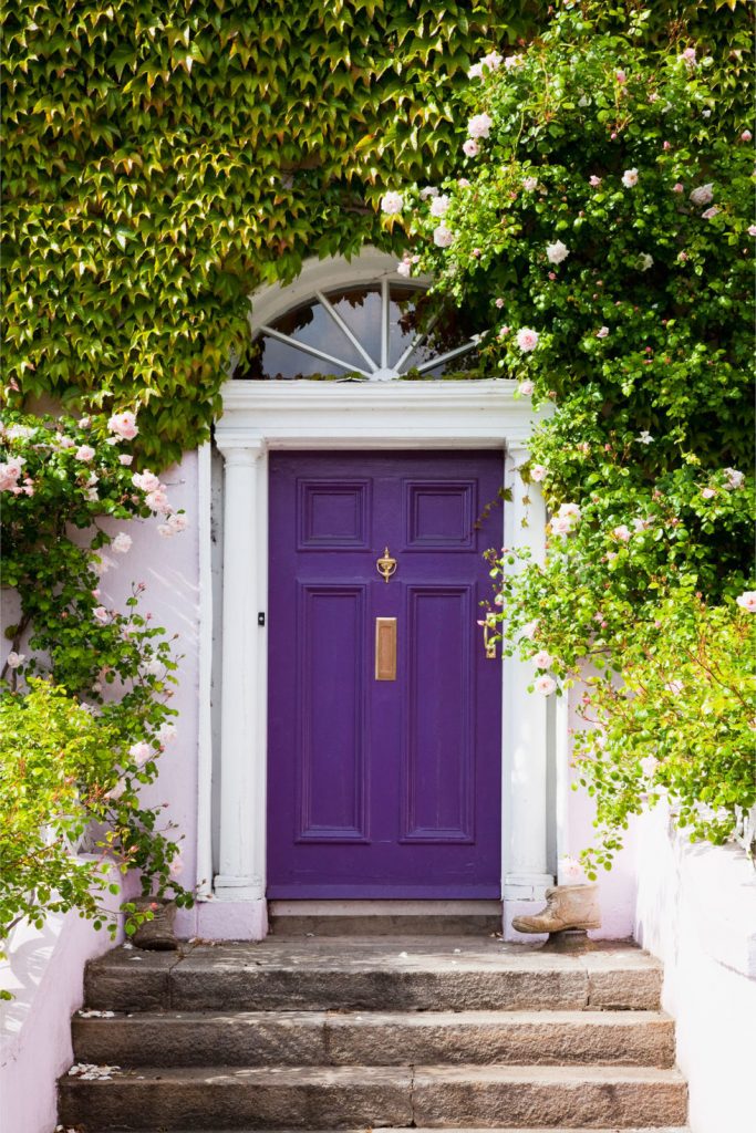 Revamp Your Front Door! (With Only A Coat of Paint)| How to Repaint Your Front Door, Curb Appeal Projects, Easy Curb Appeal Projects, DIY Home, DIY Home Decor, Painting Hacks, Painting Tips and Tricks, Paint for a Perfect Line, Popular Pin
