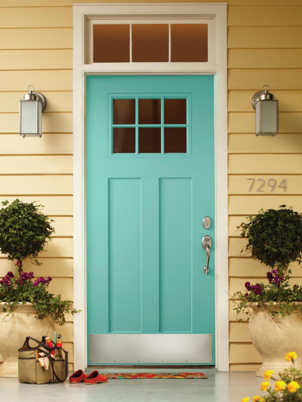 Revamp Your Front Door! (With Only A Coat of Paint) • Picky Stitch