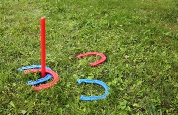 10 Backyard Games for the Fourth of July| Outdoor Games, Outdoor Holiday Games, Holiday Games for the Fourth of July, Fourth of July Games, Holiday Game Ideas, Fun Outdoor Game Ideas, Popular Pin