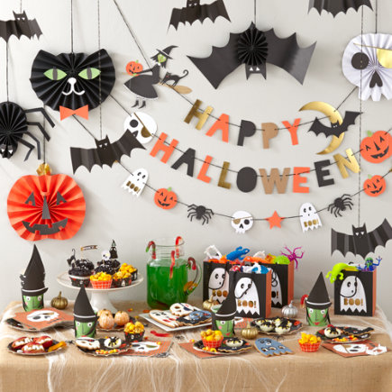 Fun Halloween Party Ideas { For Kids} • Picky Stitch