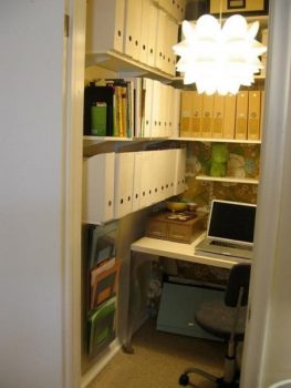 How to Make a Closet Office| Closet Office, Closet Office Projects, Office Project, DIY Home Office, Home Office Projects, DIY Home Office Projects. Popular Projects.