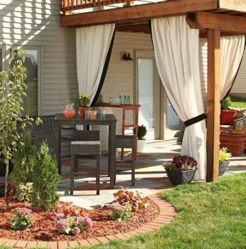 10 Lightning Fast Ways to Create Backyard Privacy| Backyard Privacy, Backyard Privacy Ideas, Backyard Privacy Landscape, Backyard Privacy Fence, Outdoor Privacy Ideas, Outdoor Privacy Screen Ideas #BackyardPrivacy #BackyardPrivacyIdeas #BackyardPrivacyLandscape #BackyardPrivacyFence