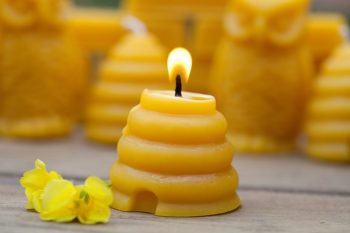 10 All Natural Ways to Use Beeswax | Beeswax, Uses for Beeswax DIY, Home Remedies, All Natural Home Remedies