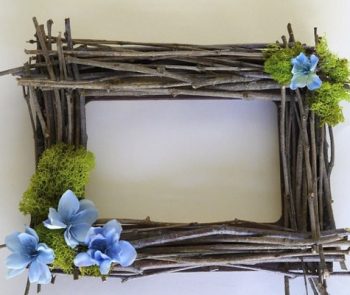 twig/branches used for a picture frame-twig crafts