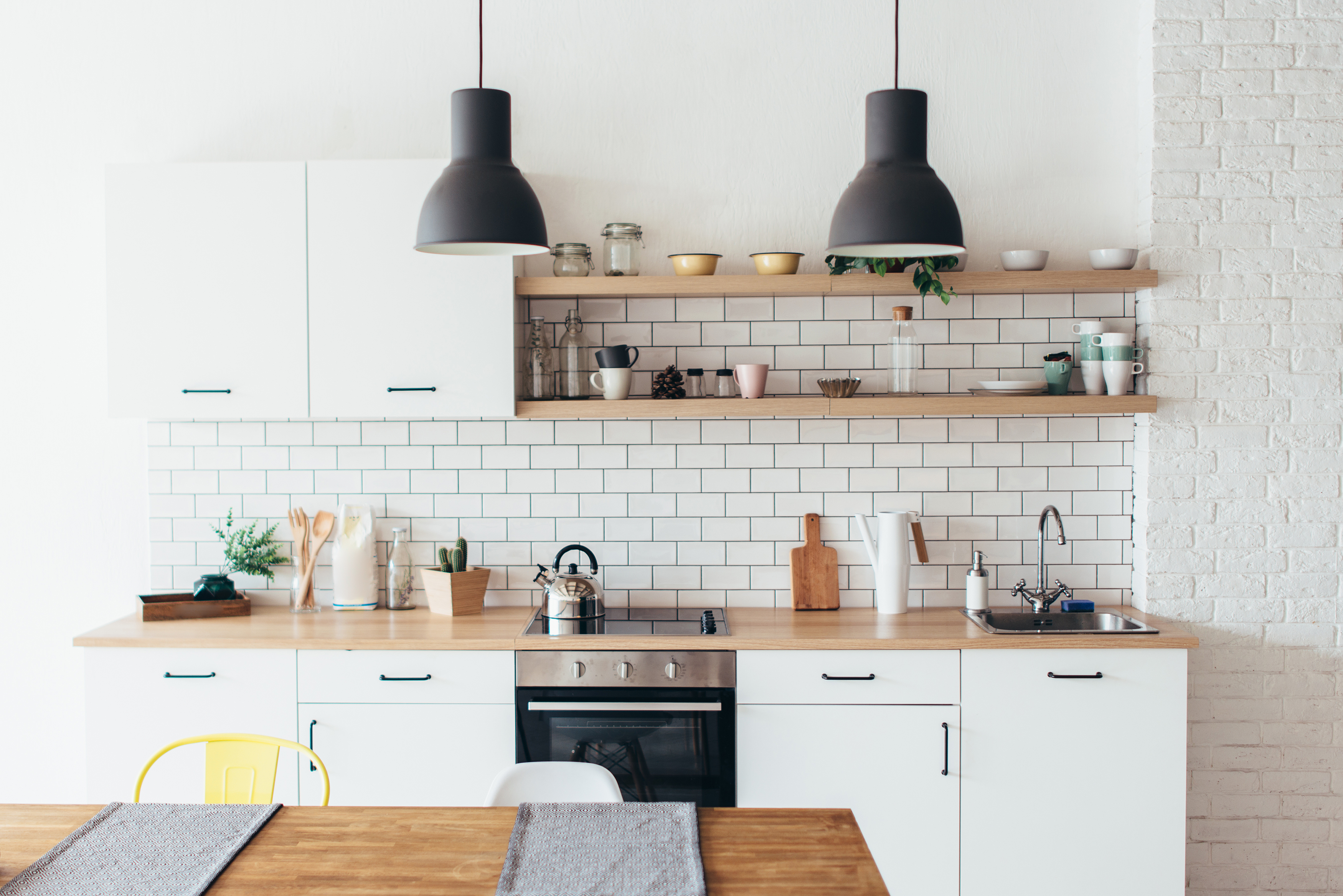 kitchen | kitchen cabinets | kitchen cabinet colors | cabinet colors | countertop | kitchen countertop | kitchen cabinet trends | kitchen countertop trends 