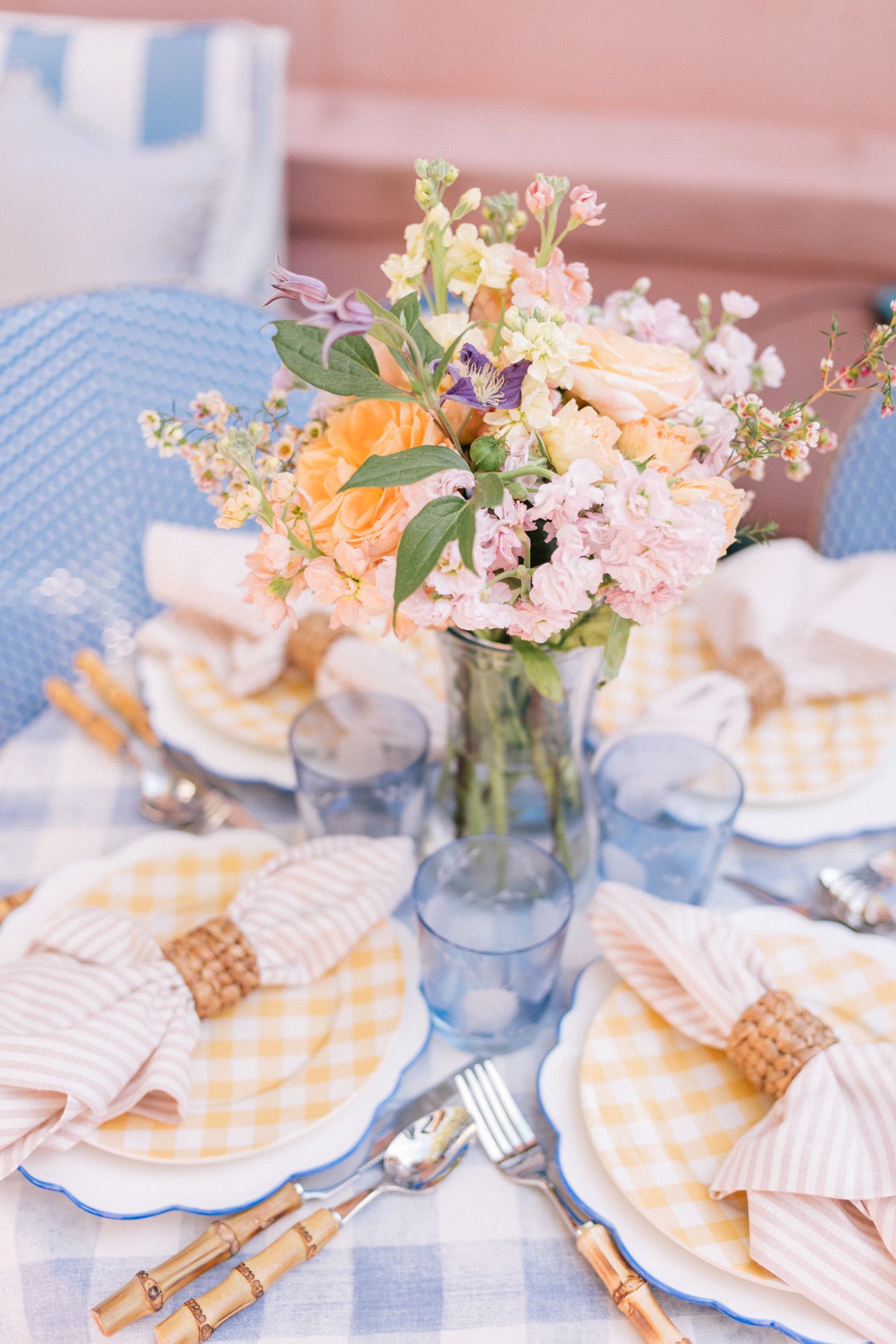 Easter table | Easter | Easter table decor | table decor | Easter table decor ideas | table decor ideas | spring | spring table decor 