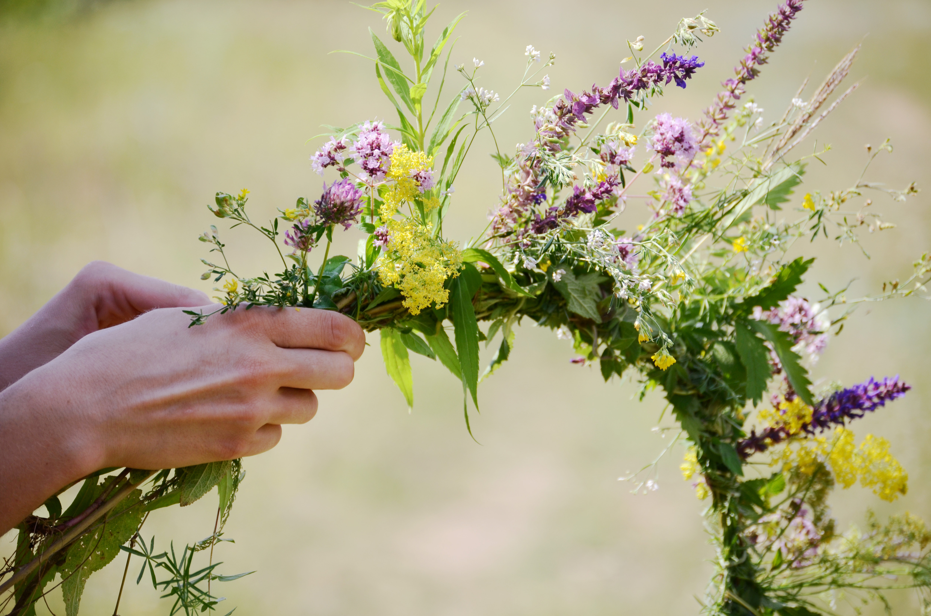 wreath | spring wreath | spring | diy spring wreath | diy wreath | diy | spring projects | spring crafts | crafts | projects 