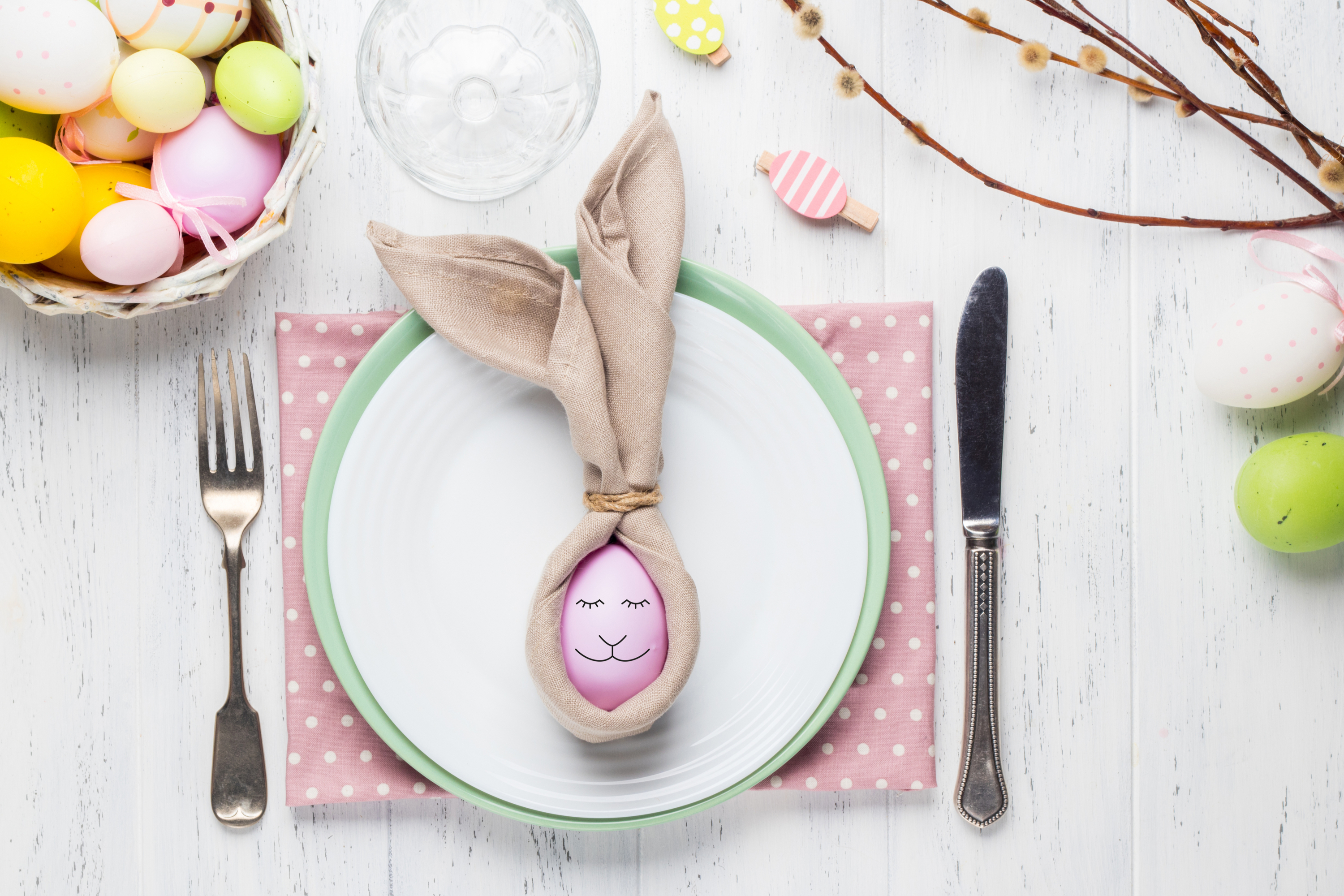 Easter table | Easter | Easter table decor | table decor | Easter table decor ideas | table decor ideas | spring | spring table decor 