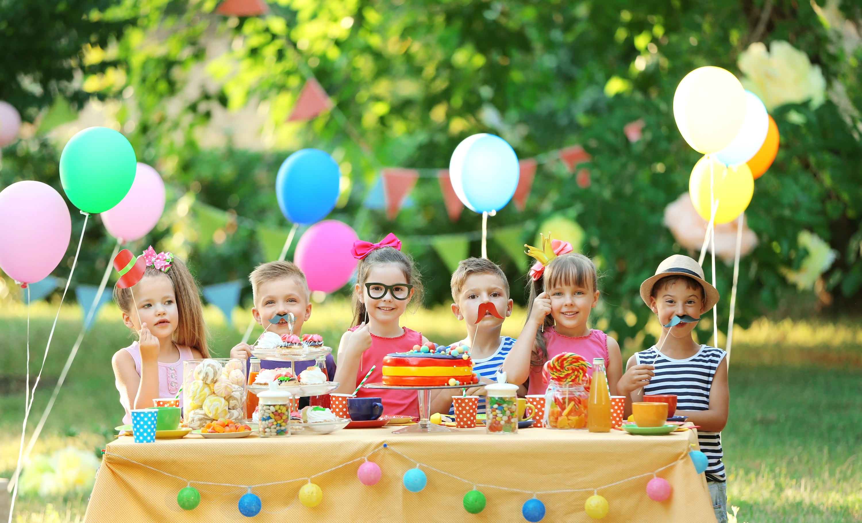 backyard | backyard party | backyard party ideas | end of school | end of school party | end of school party ideas | backyard end of school party ideas 