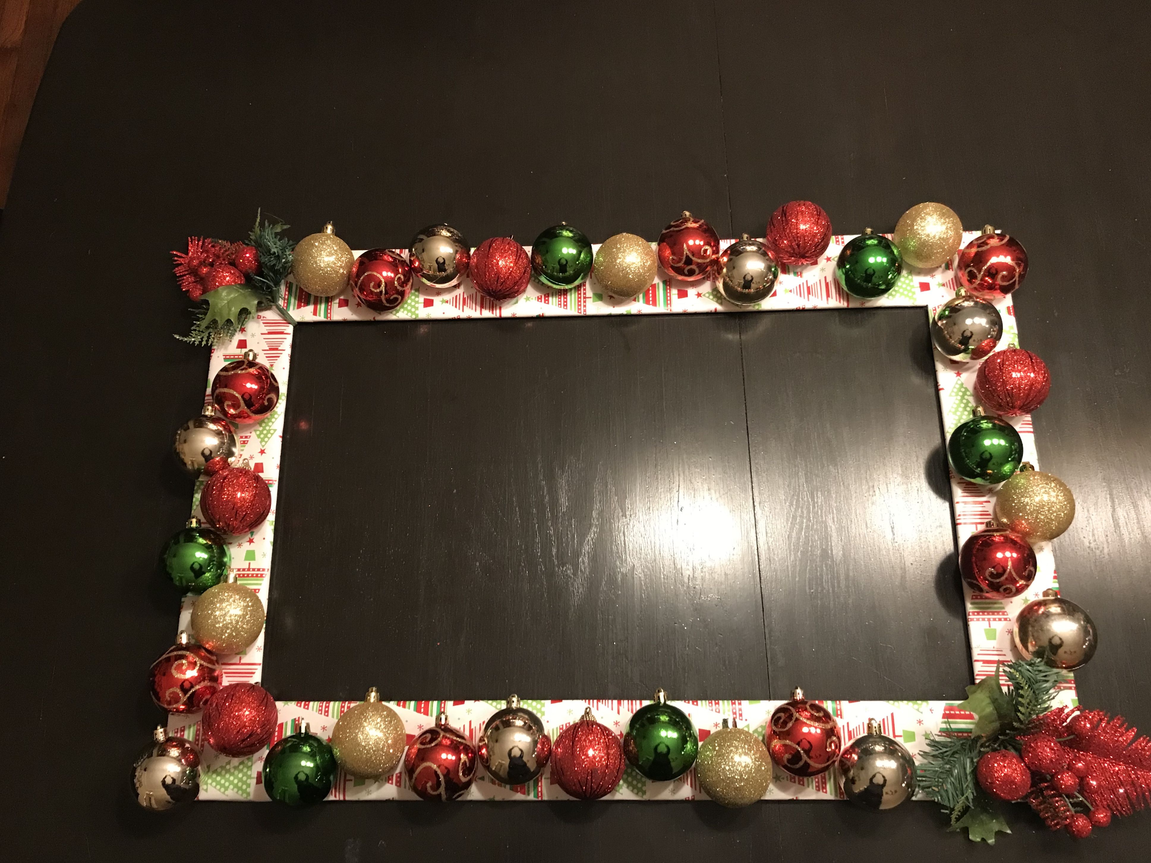 A Picture Perfect Holiday With These Picture Frame Christmas Crafts