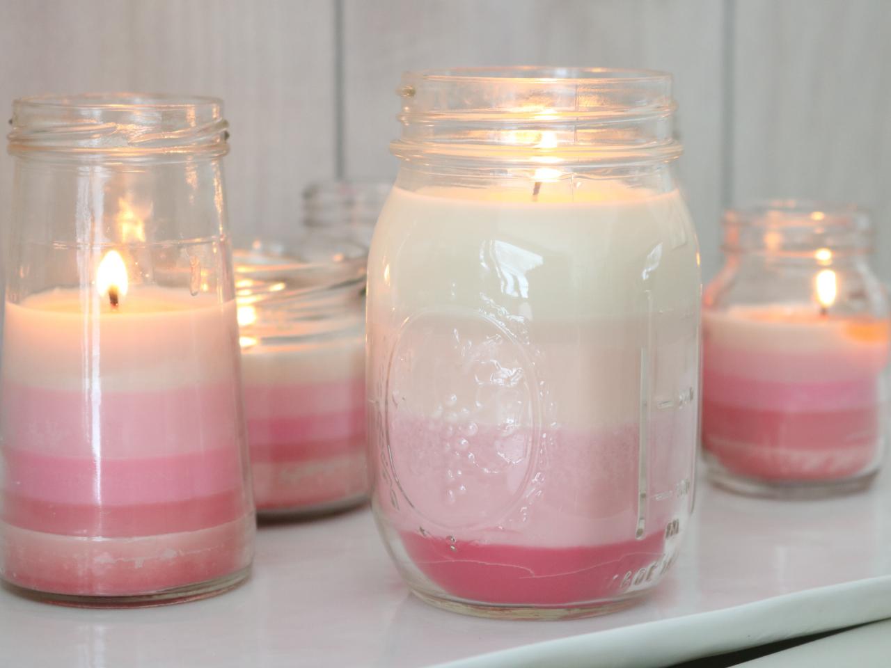 Do you love making your own candles? It's super easy and they look so cute in mason cars. These DIY Valentine crafts will be the perfect addition to your Valentines Day decor. 