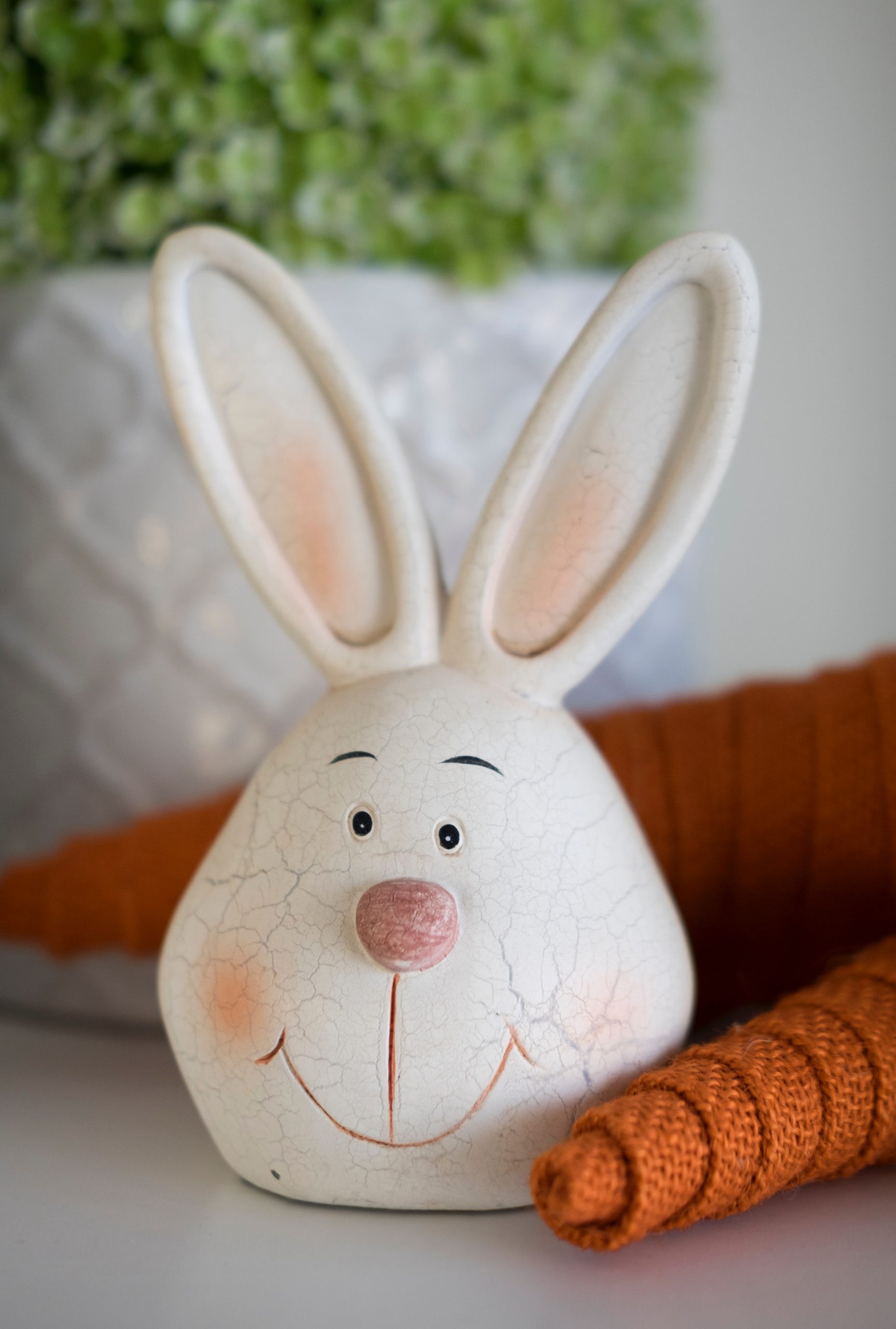 Fabric carrots are a cute DIY addition to any Easter decor. You can make them yourselves out of fabric scraps and only a little bit of time. These fabric carrots will be your new favorite Easter decor! 